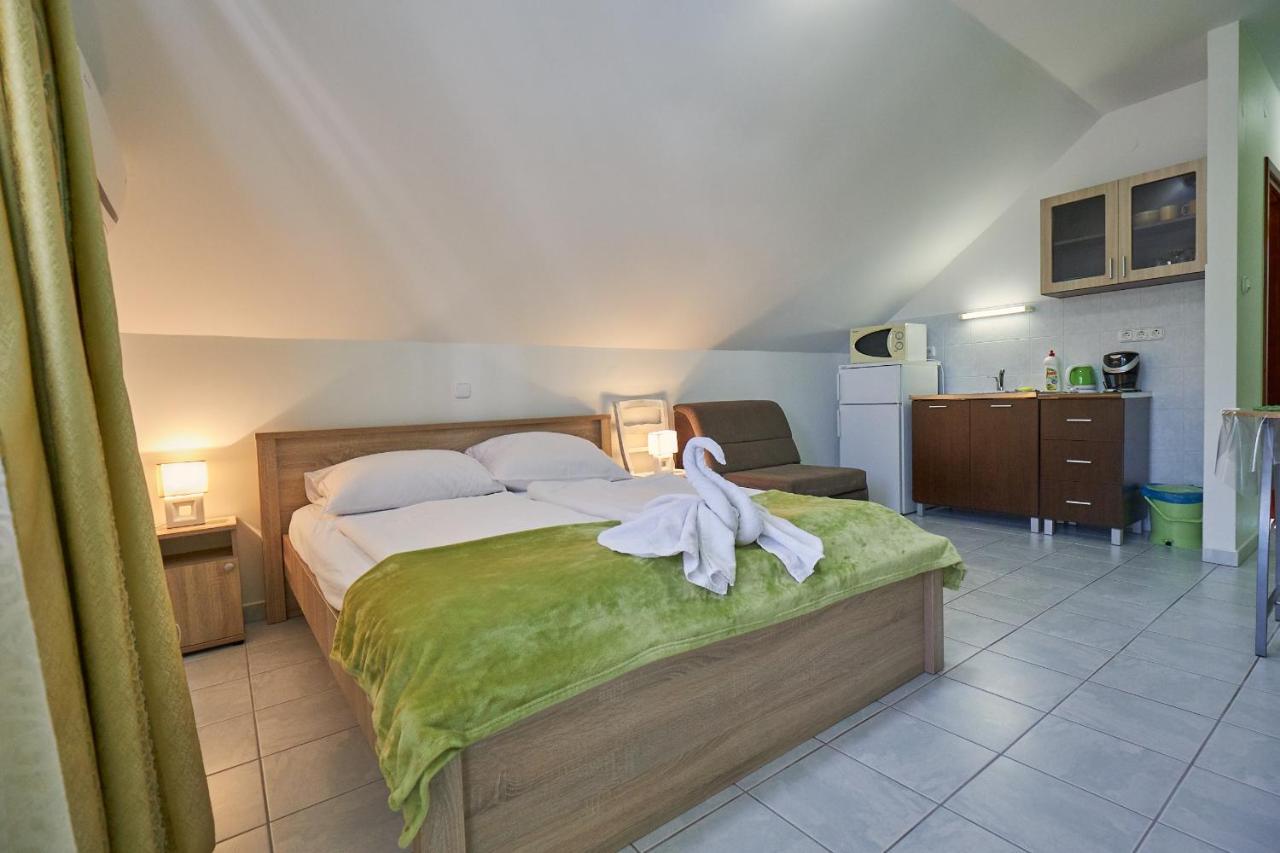 Amulett Studios Apartment Hajdúszoboszló Εξωτερικό φωτογραφία