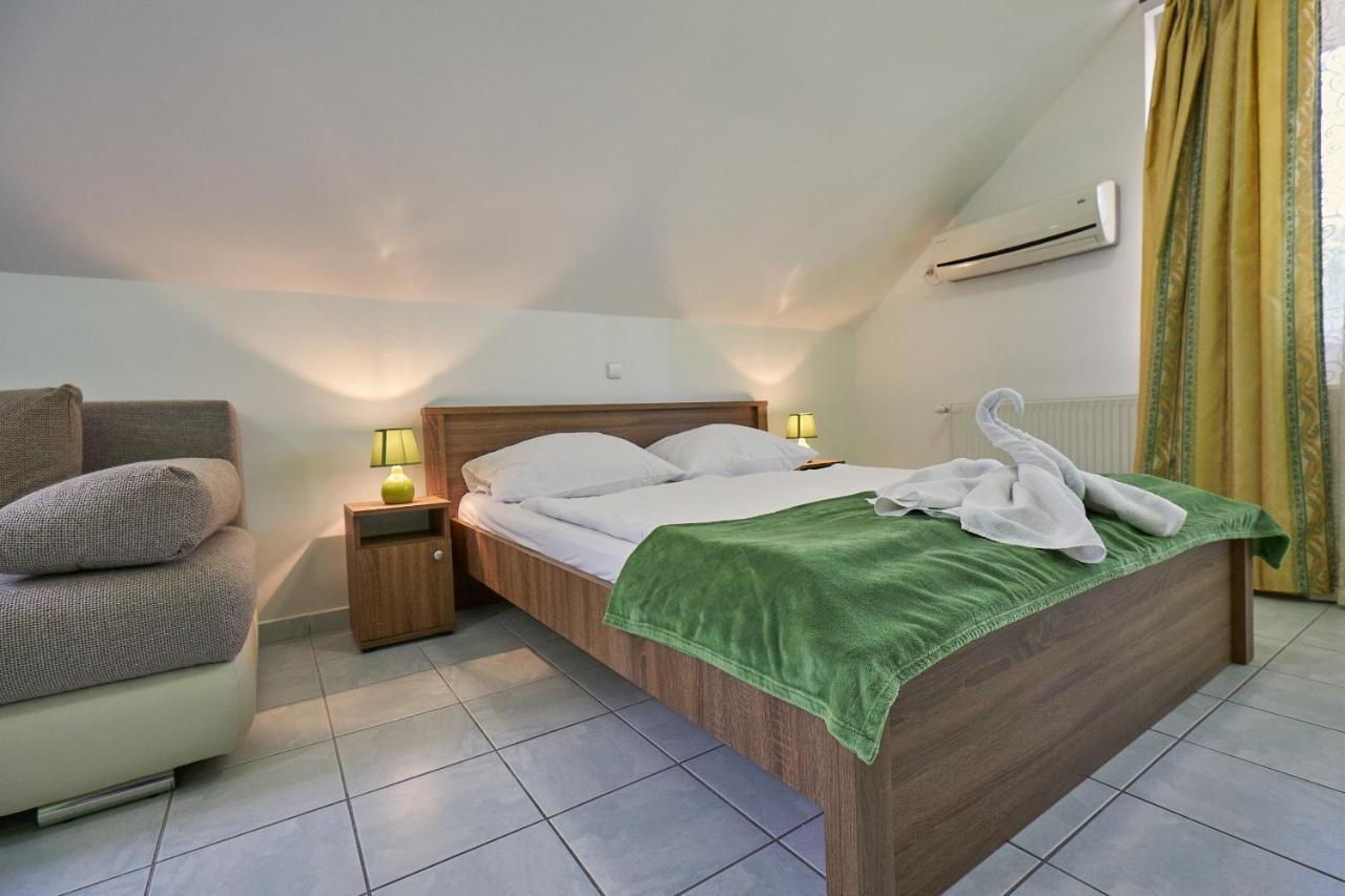 Amulett Studios Apartment Hajdúszoboszló Εξωτερικό φωτογραφία