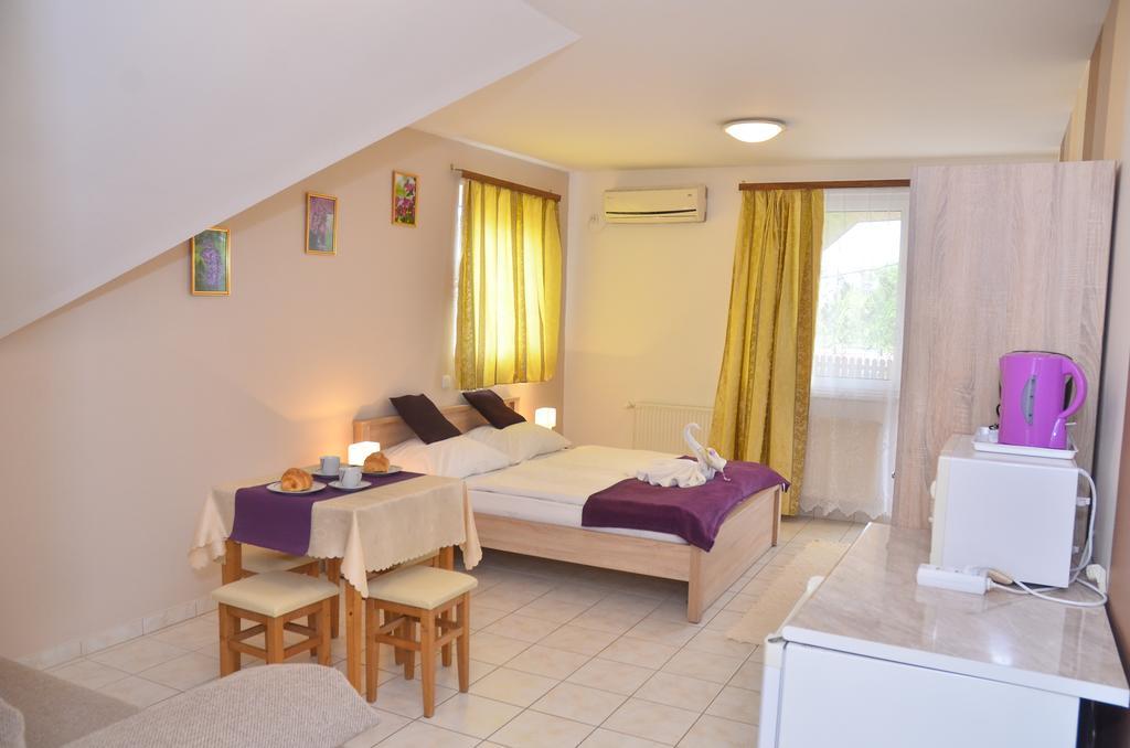 Amulett Studios Apartment Hajdúszoboszló Εξωτερικό φωτογραφία